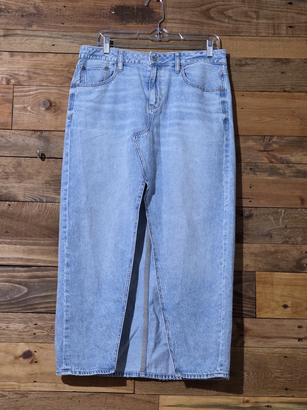 100% Cotton NWT American Eagle Low Rise Maxi Denim Skirt 29W 8 Light Wash Slit
